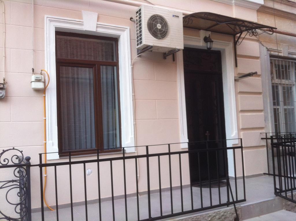 Comfortable Flat In Central ティビリシ 部屋 写真