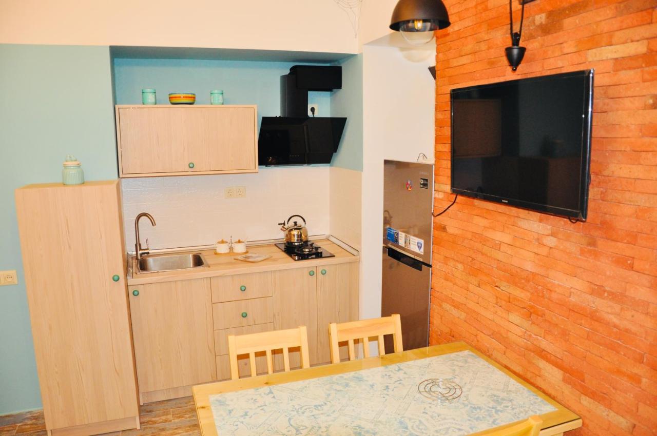 Comfortable Flat In Central ティビリシ エクステリア 写真